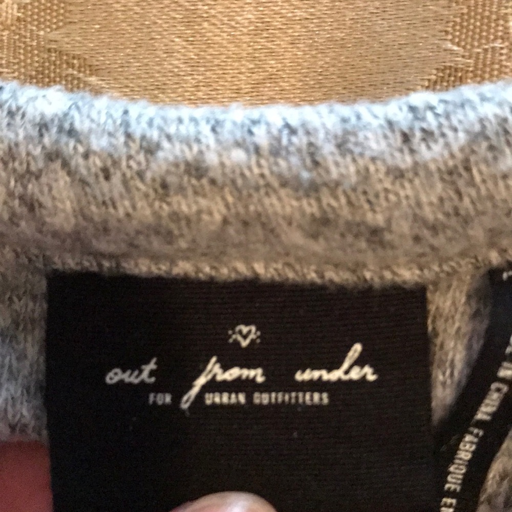 Cropped Cardigan - Picture 2 of 3